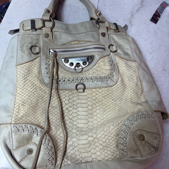 Sam Edelman Tan Leather Tote with Classic Design - Picture 4 of 8